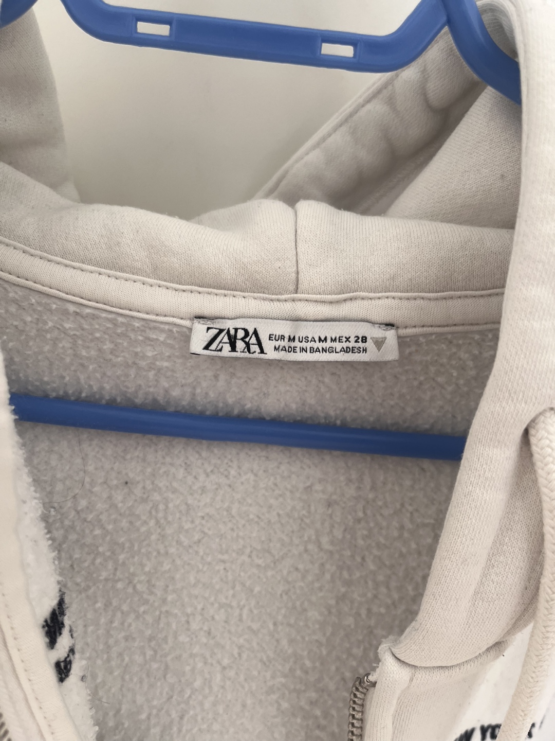 Zara Women's NY White Zip-Up Hoodie - Size M - photo 3