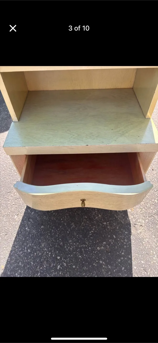 Vintage 2-Drawer Nightstand image indicator(3)