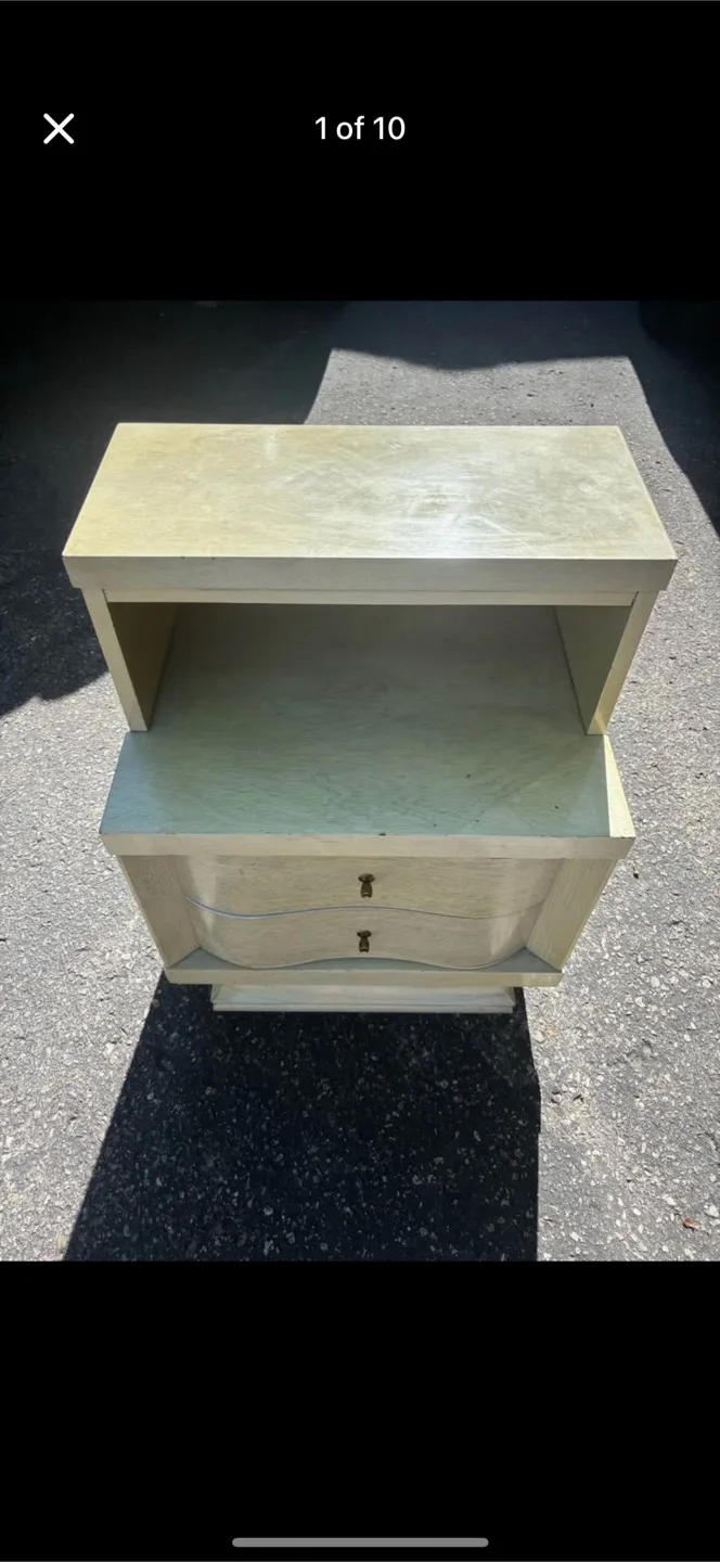 Vintage 2-Drawer Nightstand thumbnail