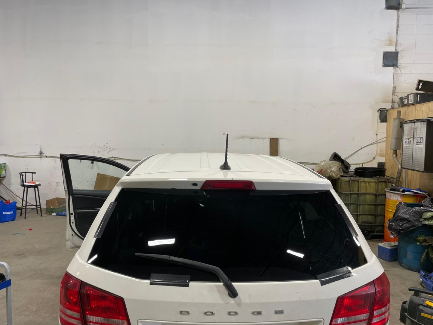 Windshield Replacement - photo 3