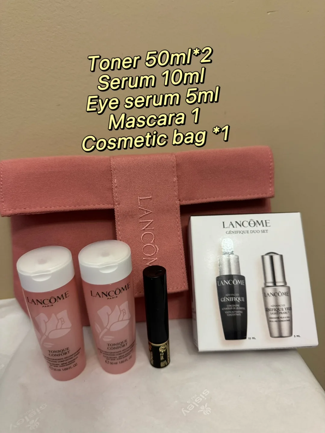 Lancôme Beauty Set: Toner, Serum, Mascara & Bag image indicator(2)