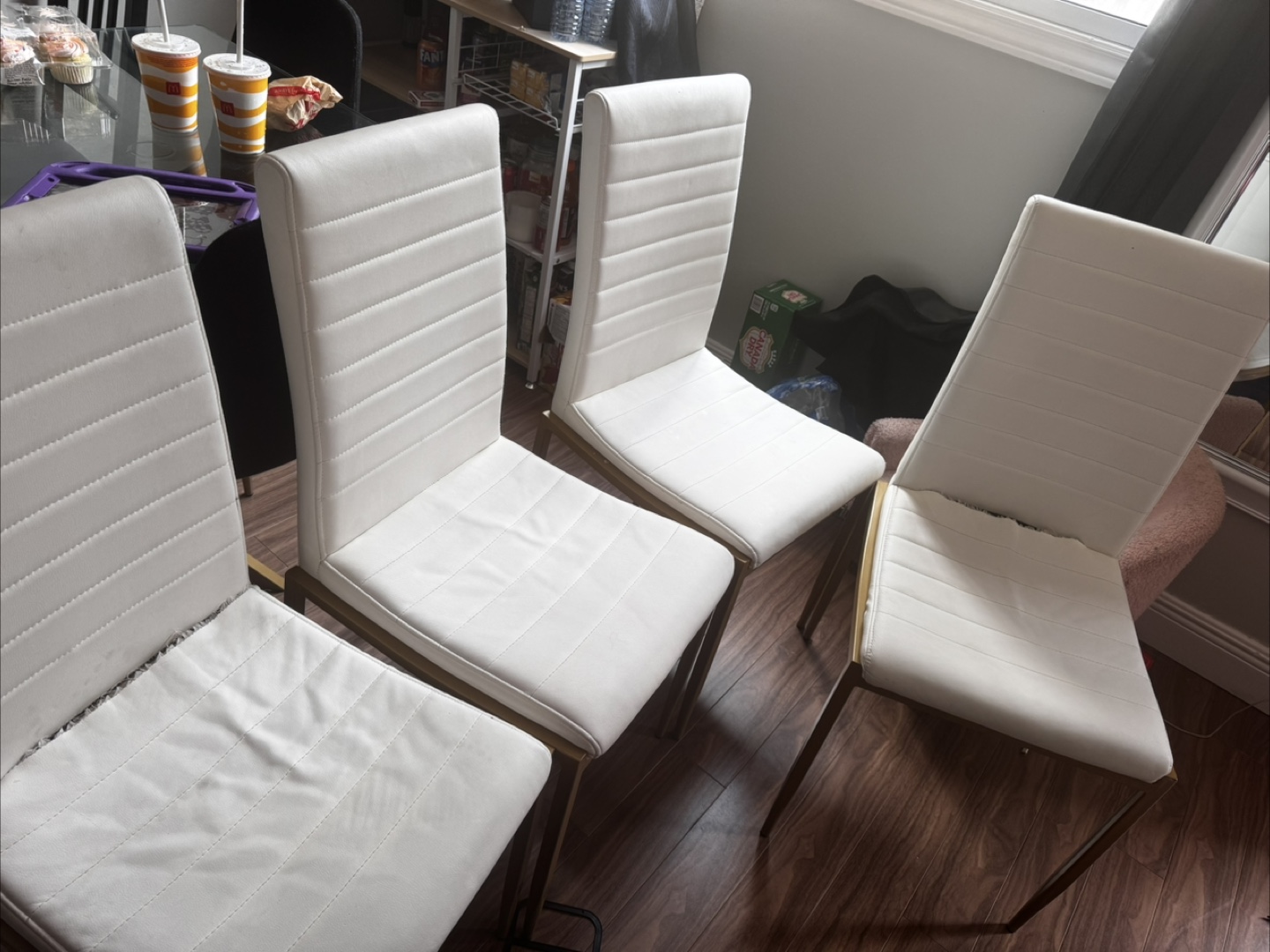 4 dining table chairs