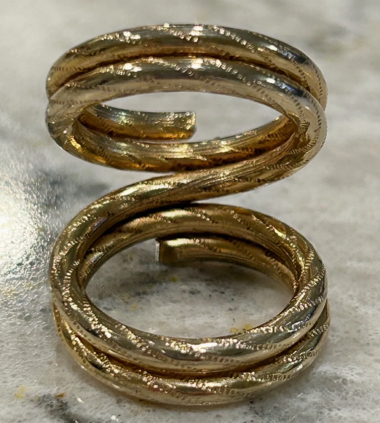 Gold Colored Metal Spiral Scarf Ring image indicator(2)
