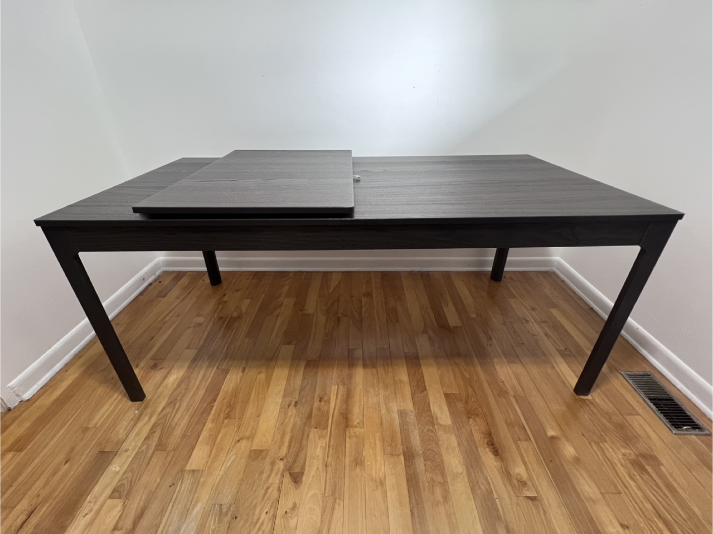 IKEA Ekedalen extendable table