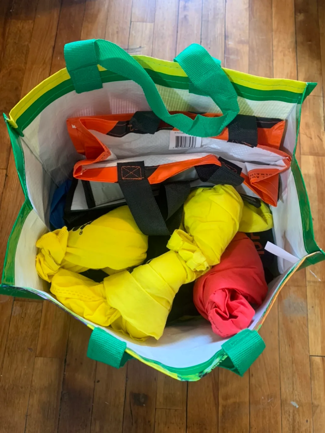 Lot of reusable bags, all are clean thumbnail