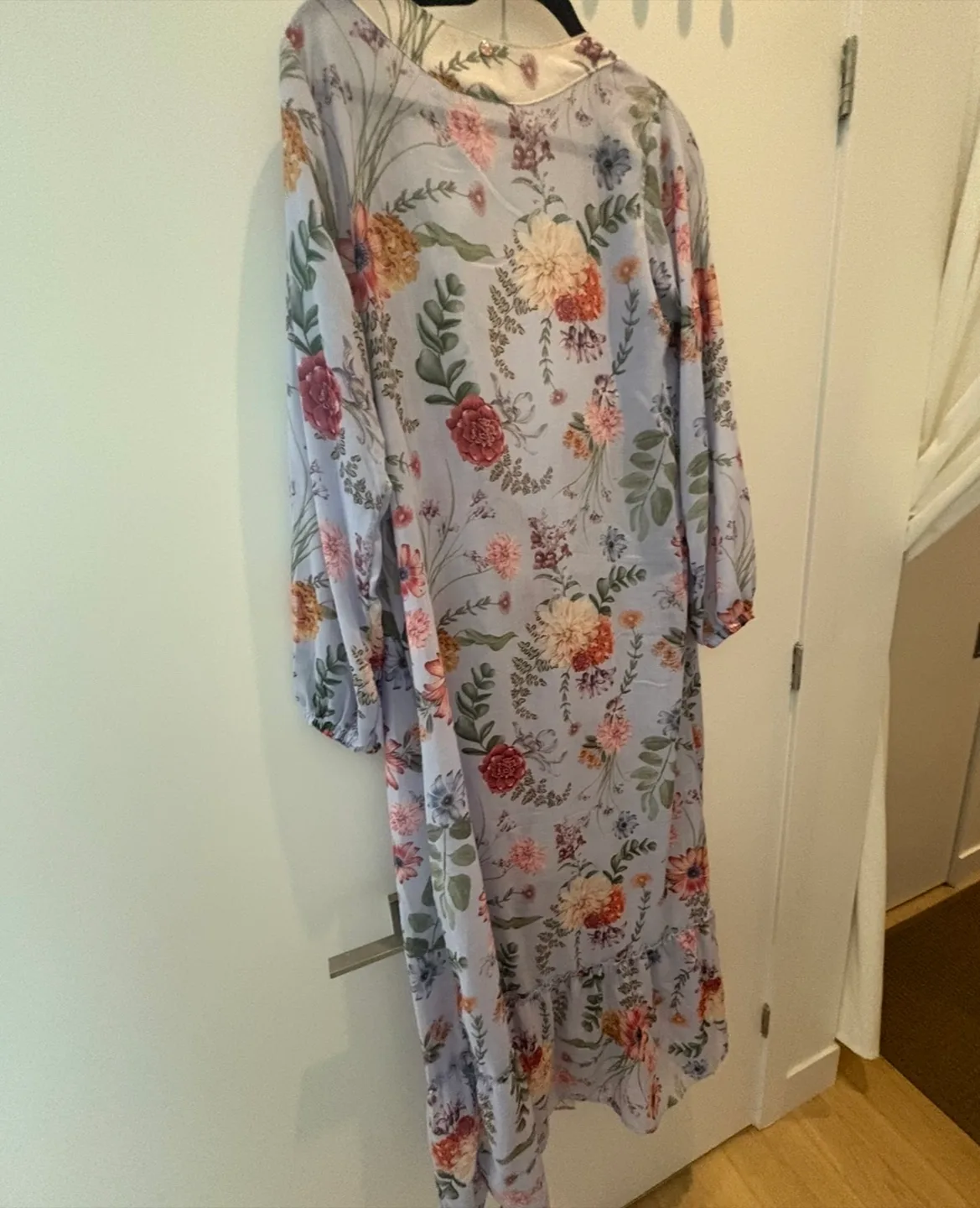 Kibys Blue Floral Cover Up / Duster thumbnail