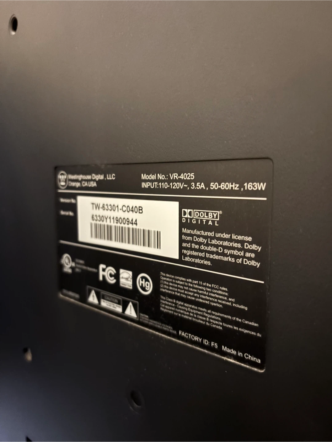 Westinghouse VR-4025 40" LCD TV - photo 3