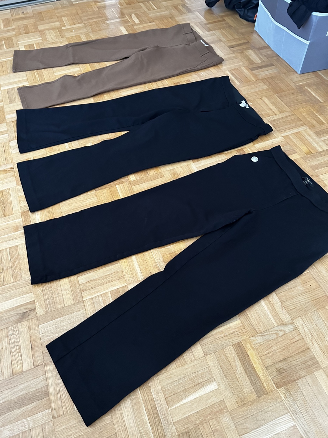 Lot of Women's Pants & Leggings - photo 4