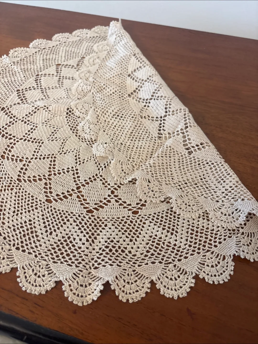 Handmade Crochet Doily image indicator(5)