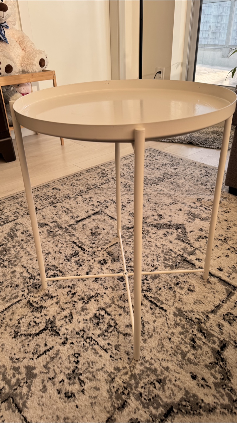 IKEA White Round Side Table - photo 3