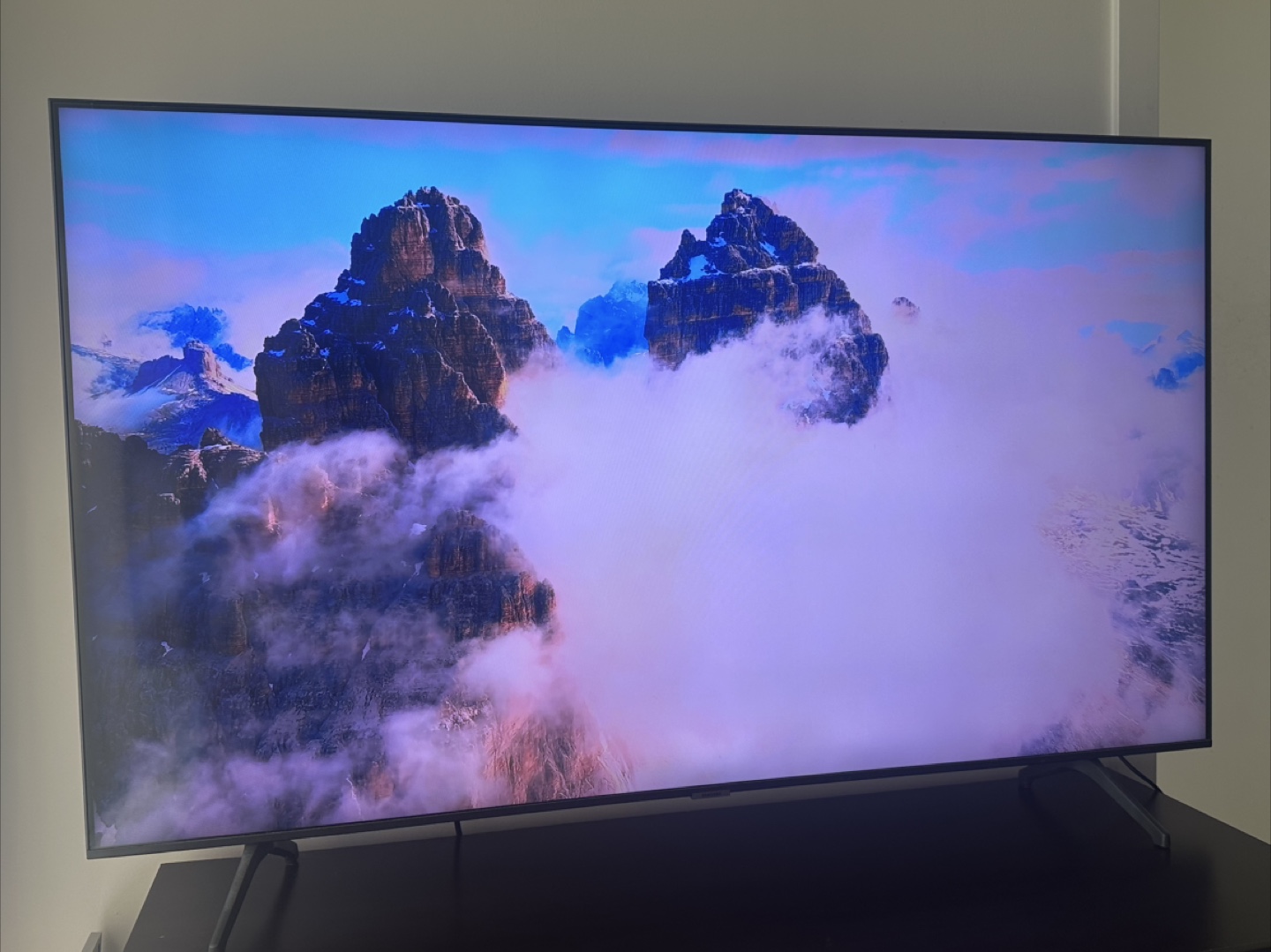 Samsung TU7000 58" TV 4K - photo 2