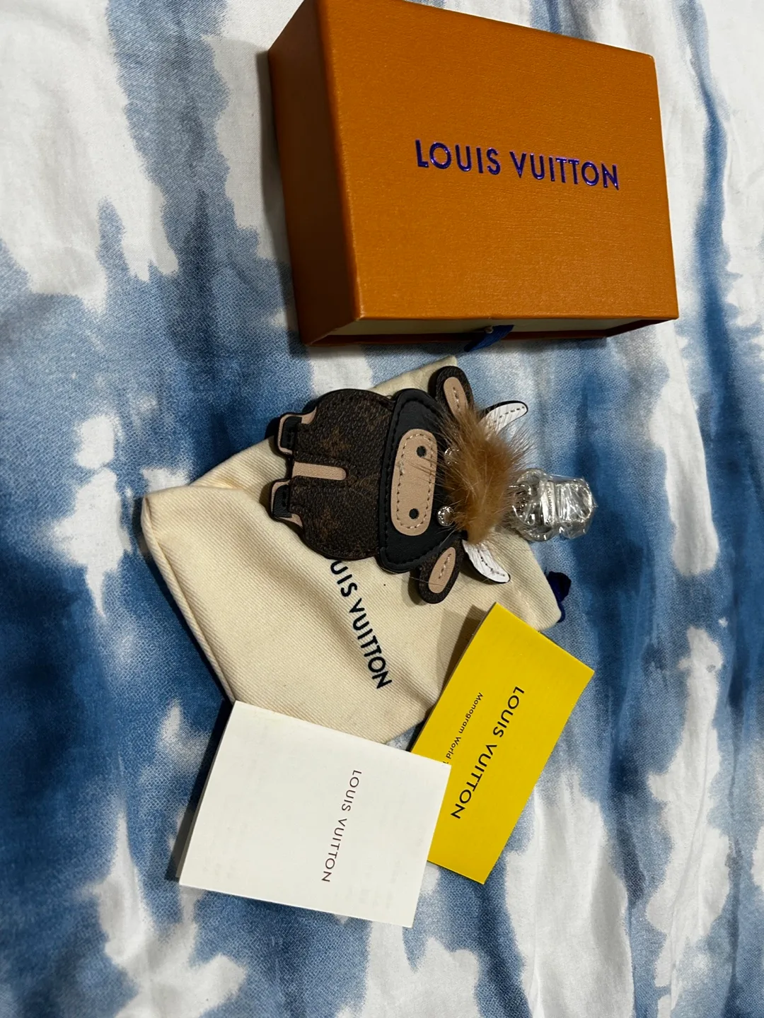Inspired Louis Vuitton Vivienne Bag Charm Key Holder image indicator(2)