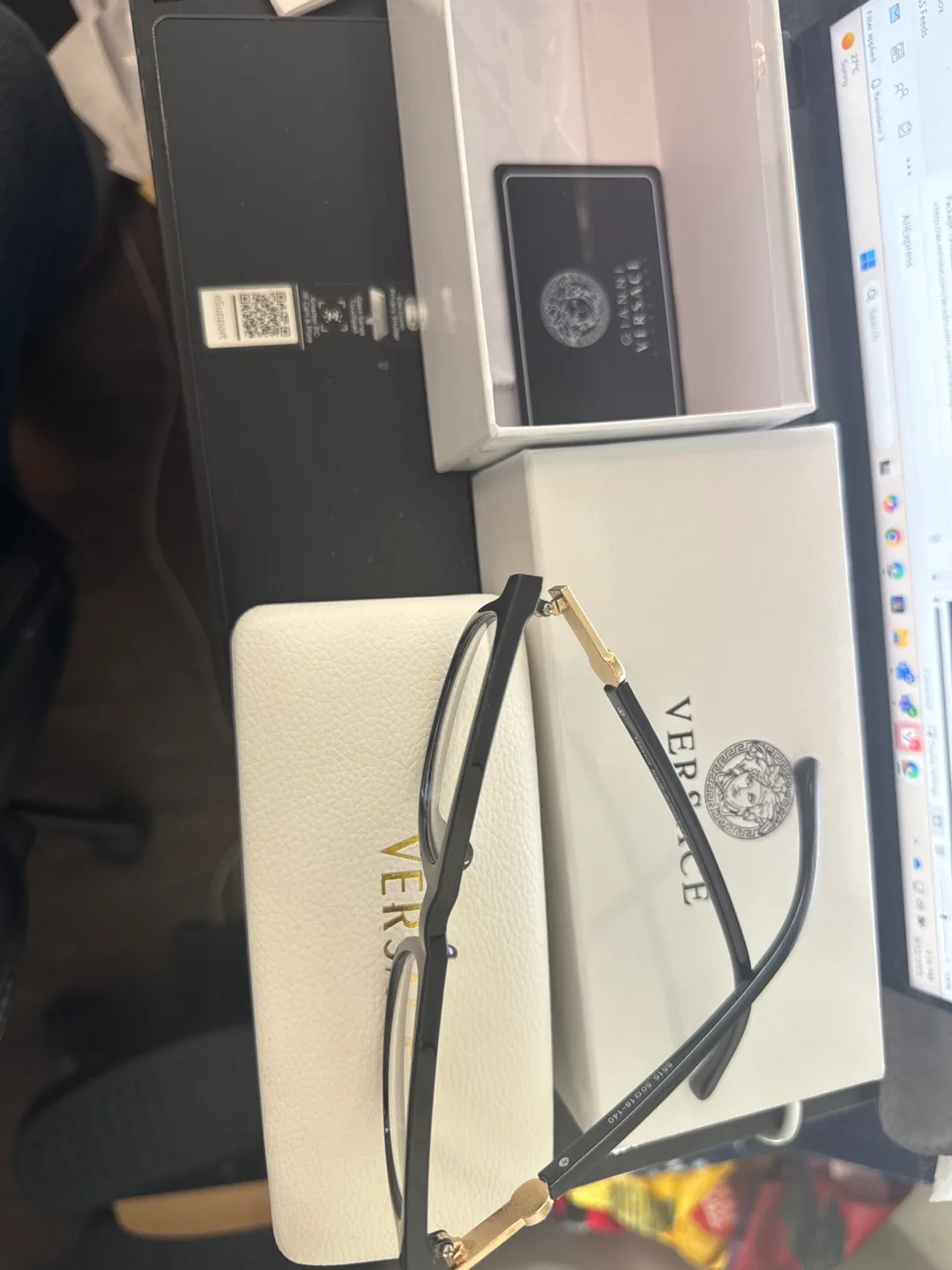 Versace Eyeglasses - Black Frame image indicator(2)