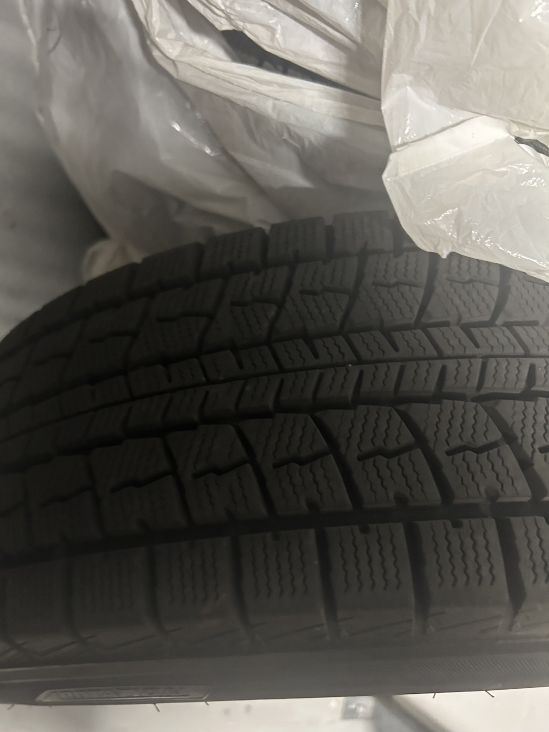 *Updated* Falken snow tire ESPIA EPZ II SUV 225/60R18 - photo 2
