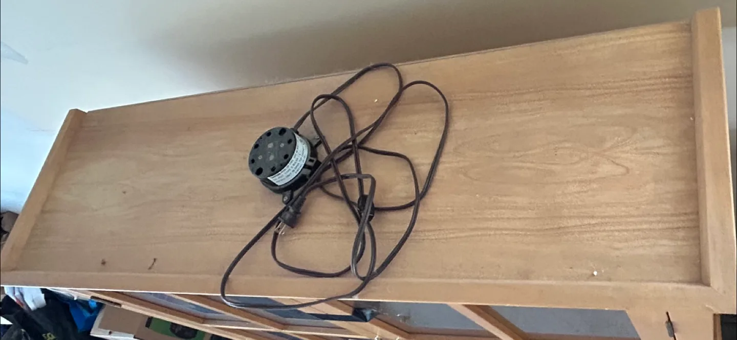 Wooden Hutch with Glass Doors image indicator(5)