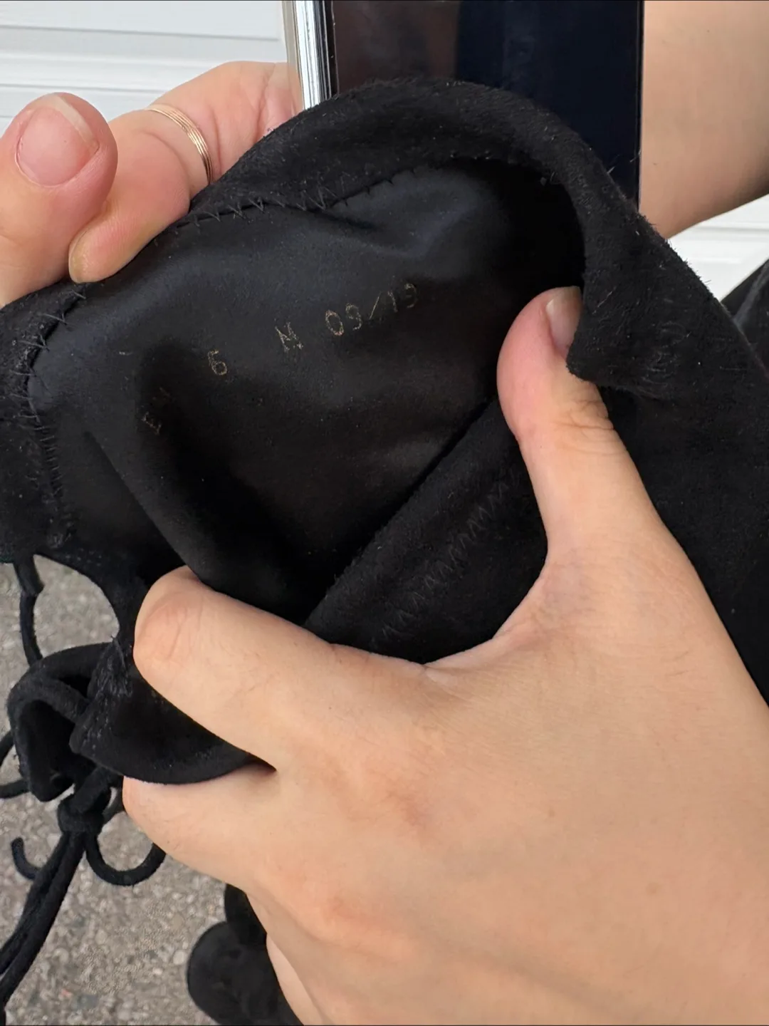 Stuart Weitzman Black Over-the-Knee Boots - Size 6 image indicator(4)