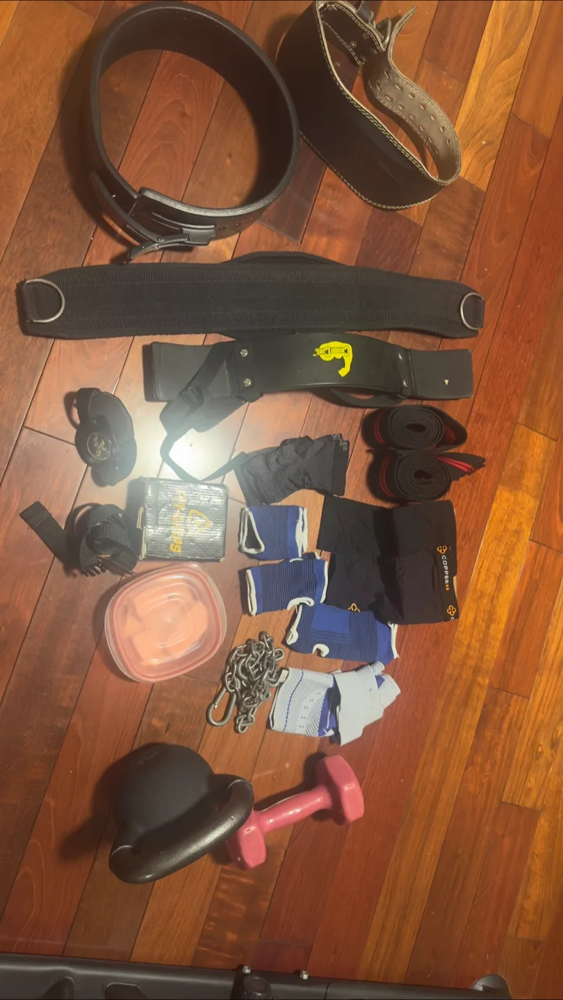 Multi Gym Power Tower with bench & workout Accessories image indicator(3)