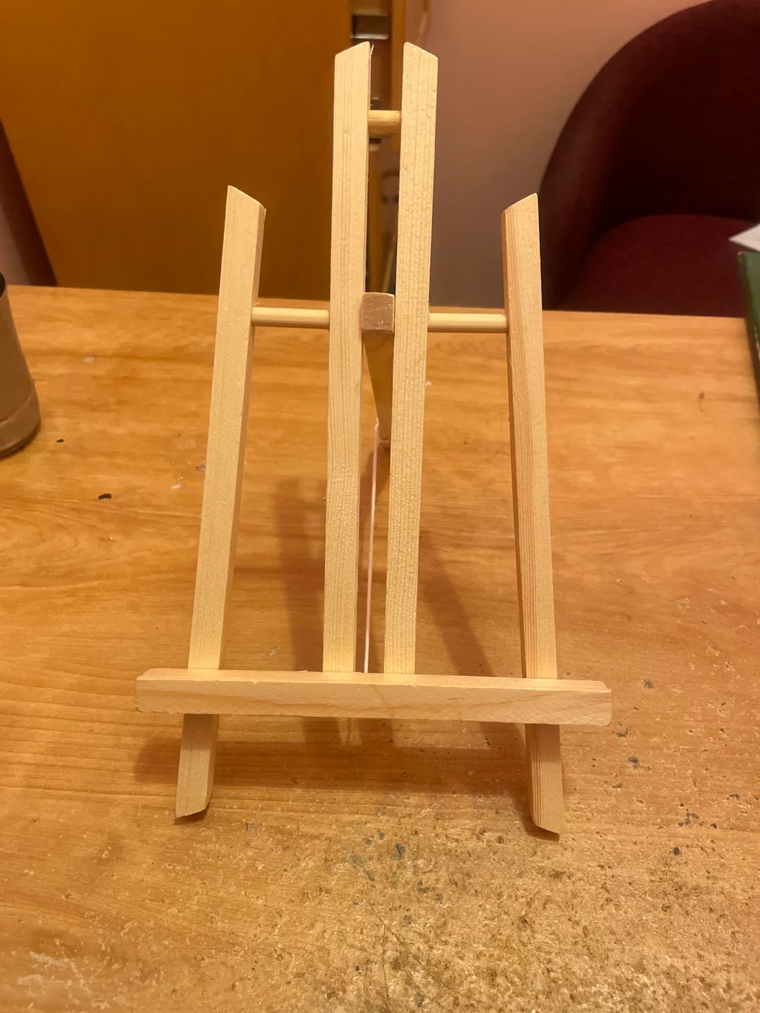 Small Wooden Easel thumbnail