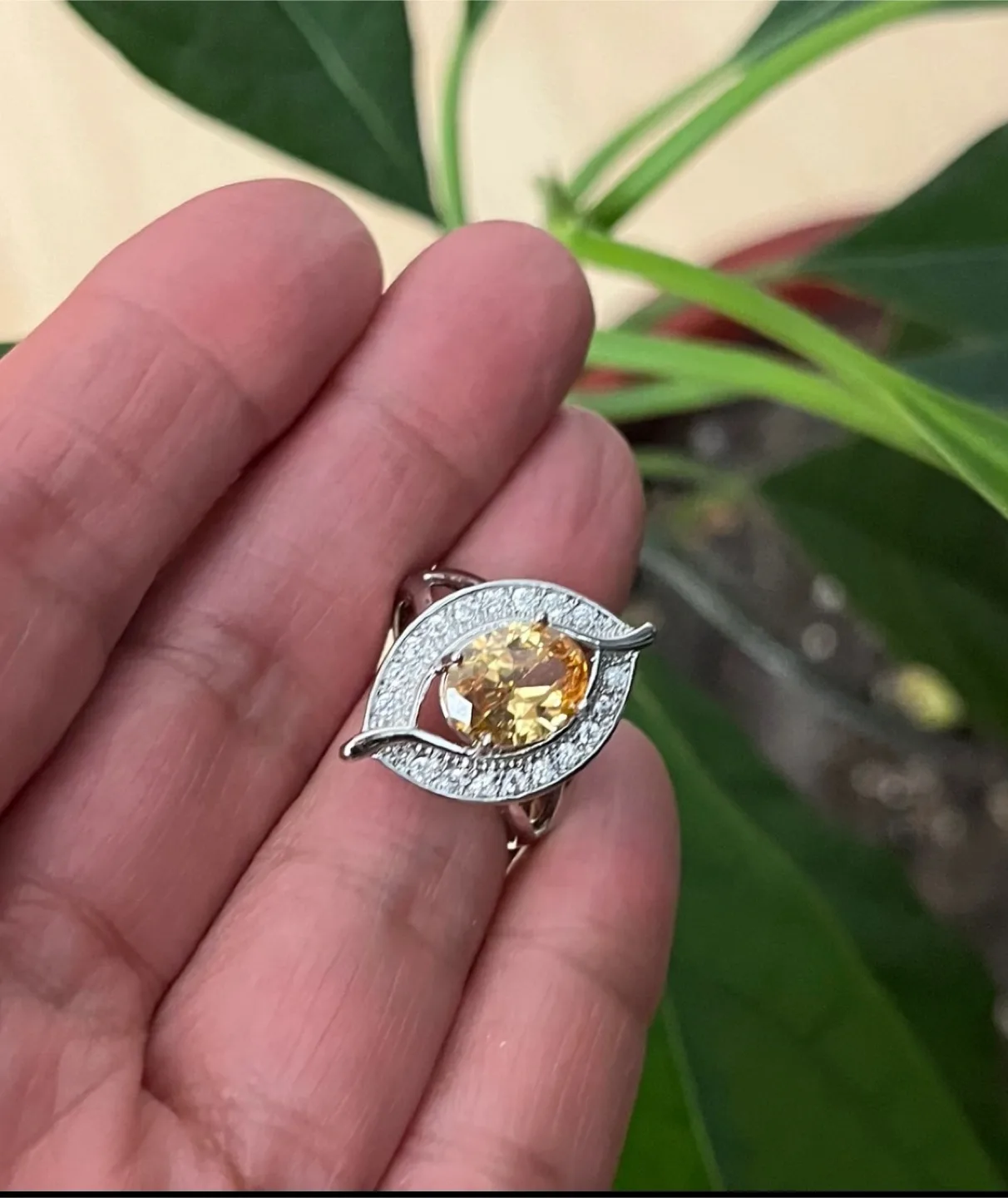 Silver Ring, champagne zirconia Size 8 thumbnail