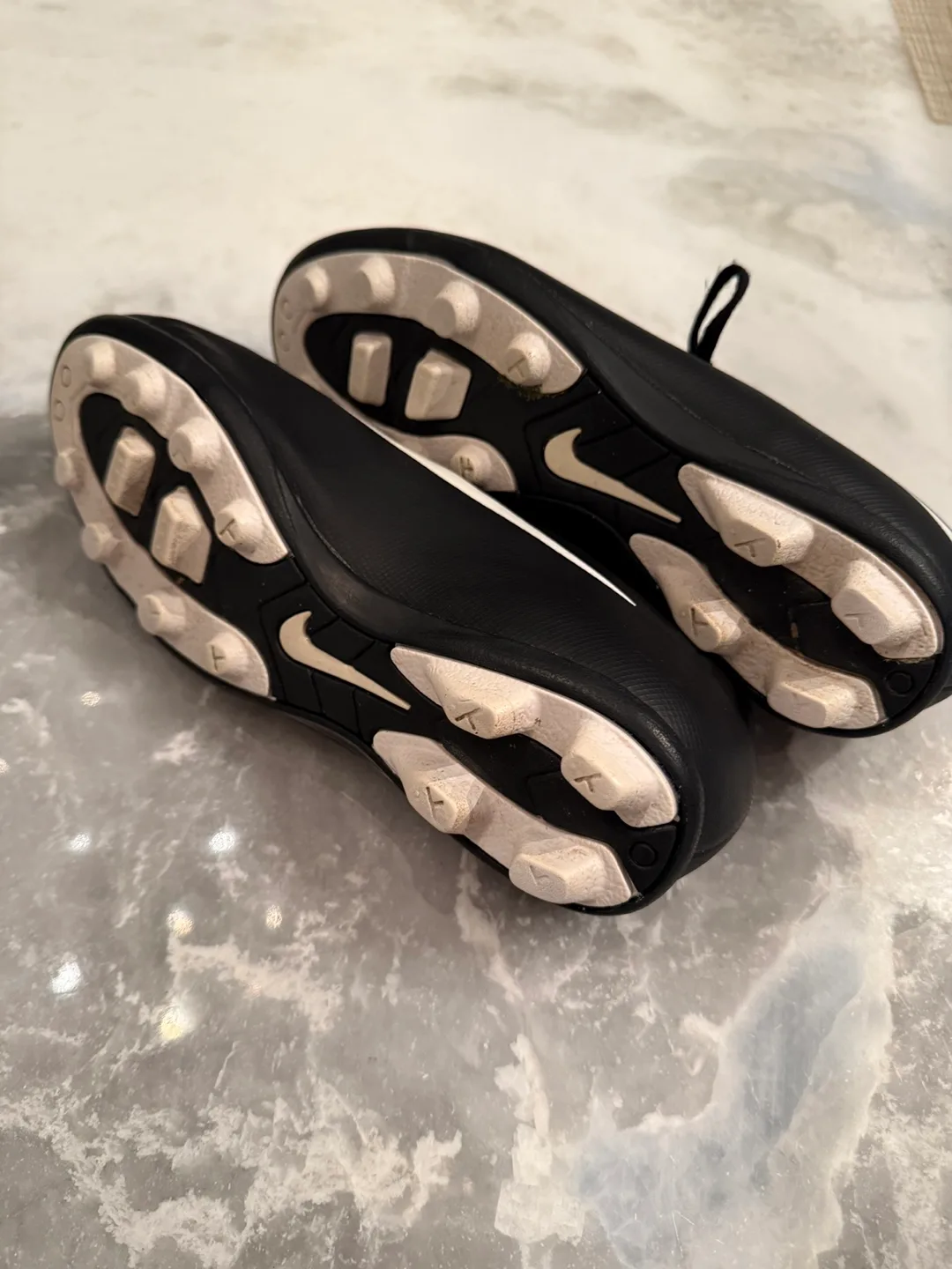 Nike Jr. Mercurial Victory VI DF FG Soccer Cleats image indicator(2)