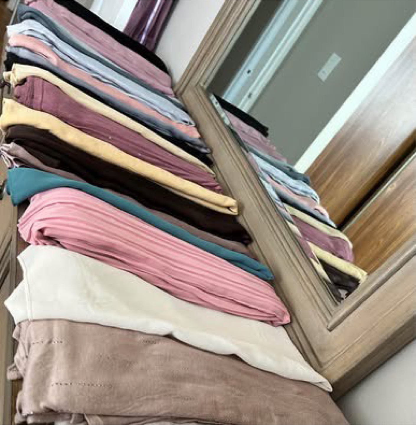 Assorted scarves - various colours - photo 2