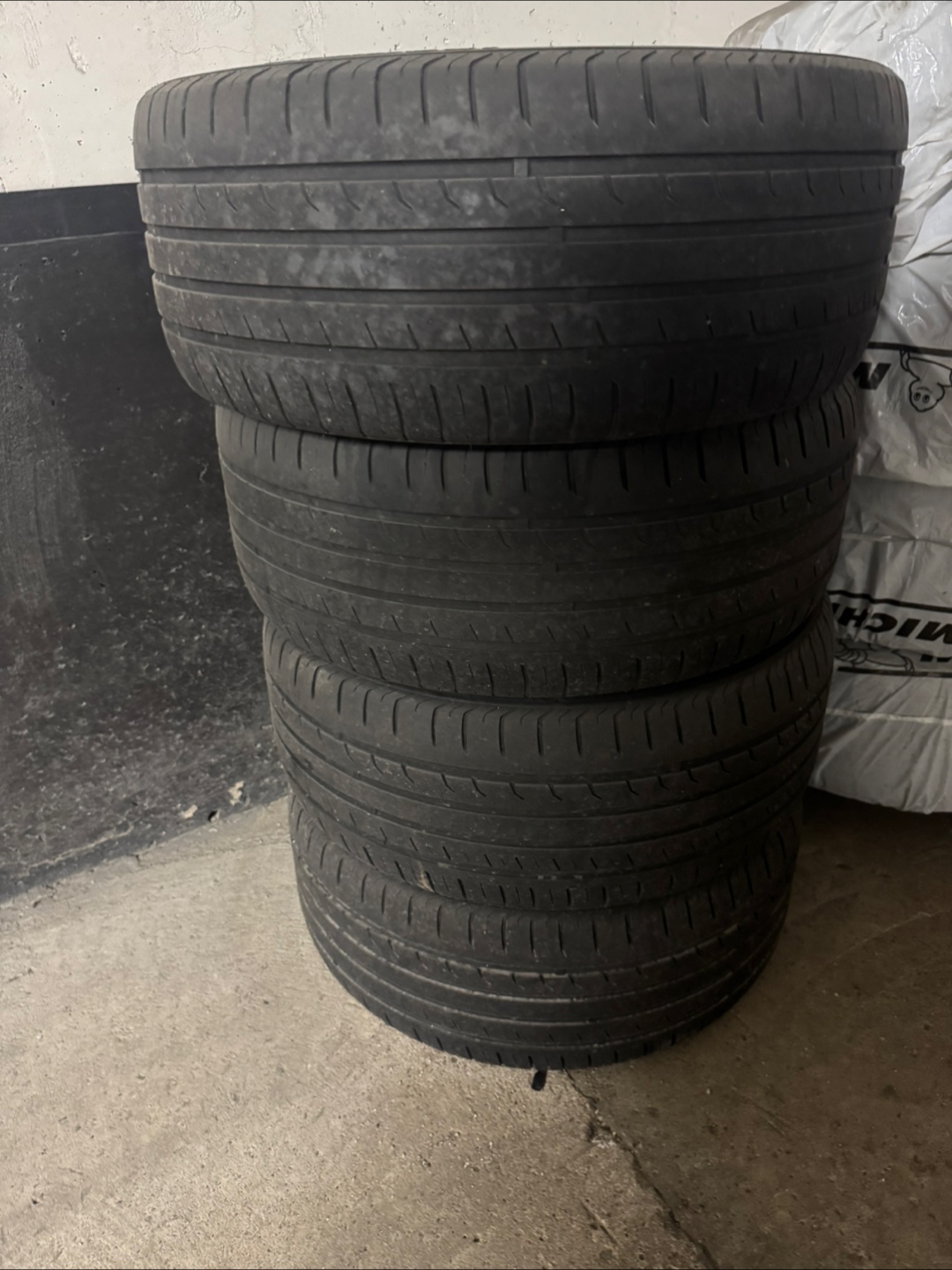 Set of Andros R10 Rims with All-season Tires - 245/40ZR18 - photo 2