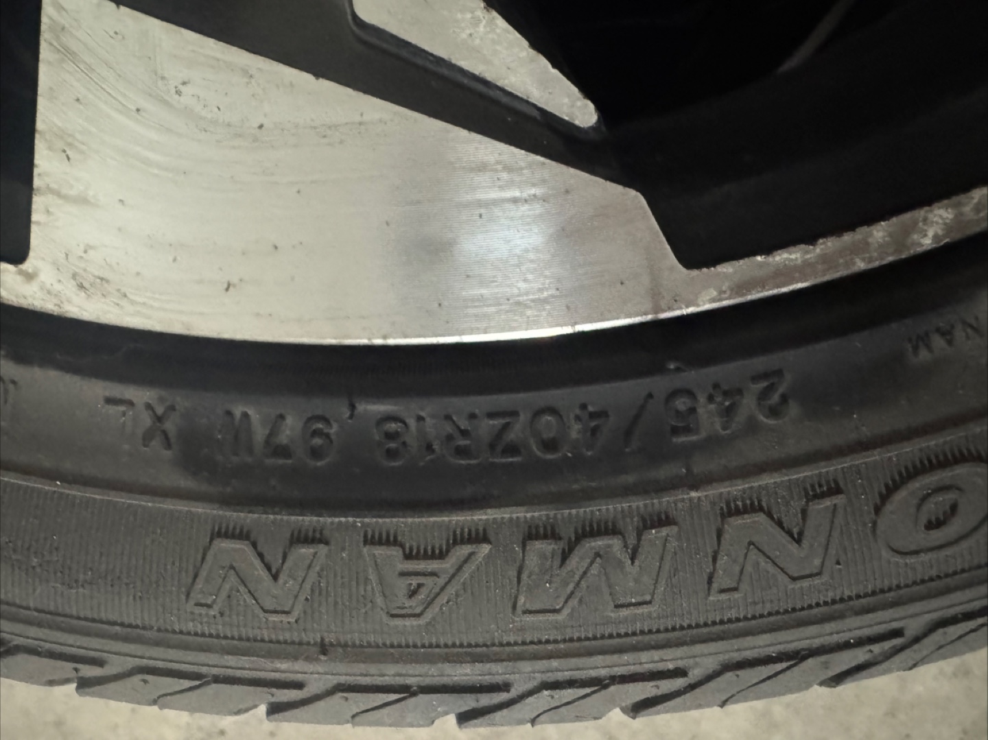 Set of Andros R10 Rims with All-season Tires - 245/40ZR18 - photo 4