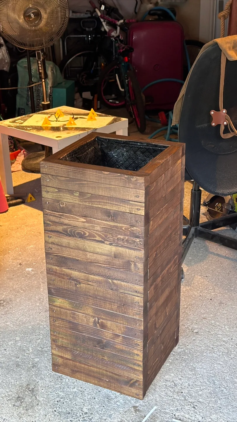 Wood Grain Finish Tall Planter image indicator(4)