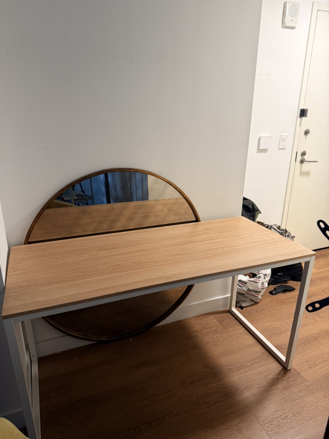 Wood & White Desk (55x24x29) - photo 2