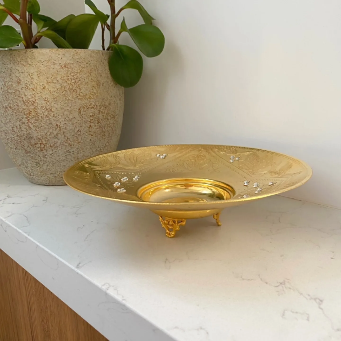 BK 24K Plated Gold Decorative Plate image indicator(4)