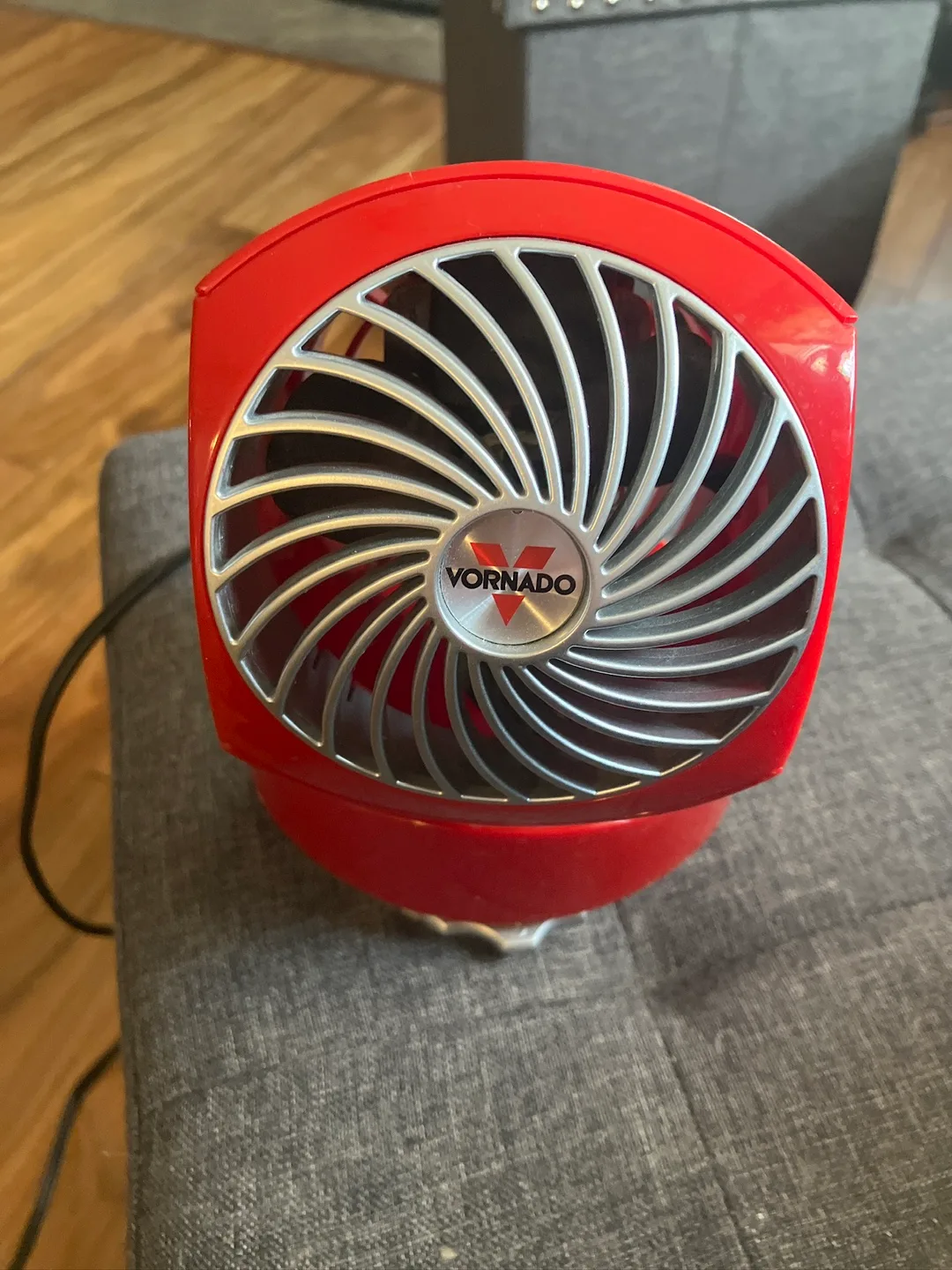 Vornado Pivot Personal Air Circulator - Red thumbnail