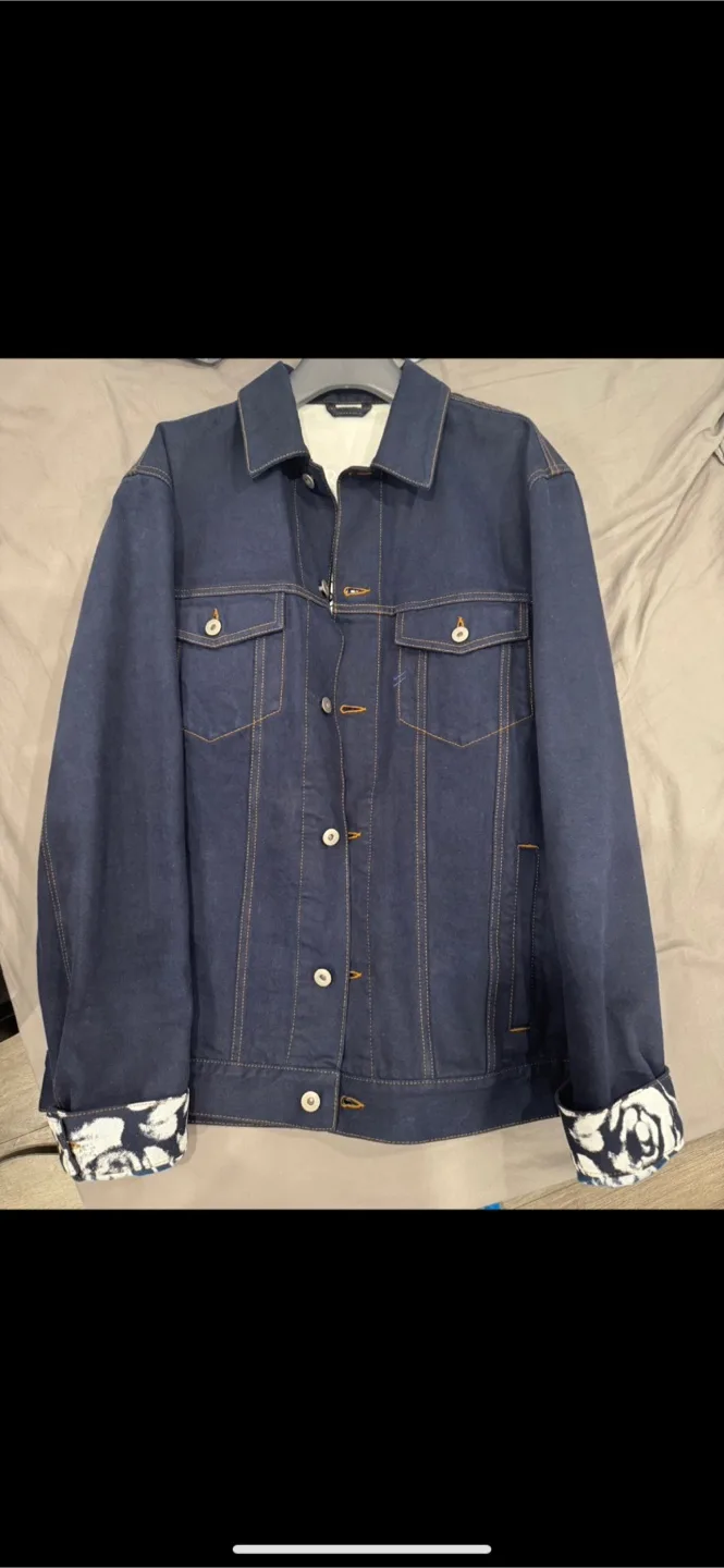 Burberry Denim Jacket image indicator(2)