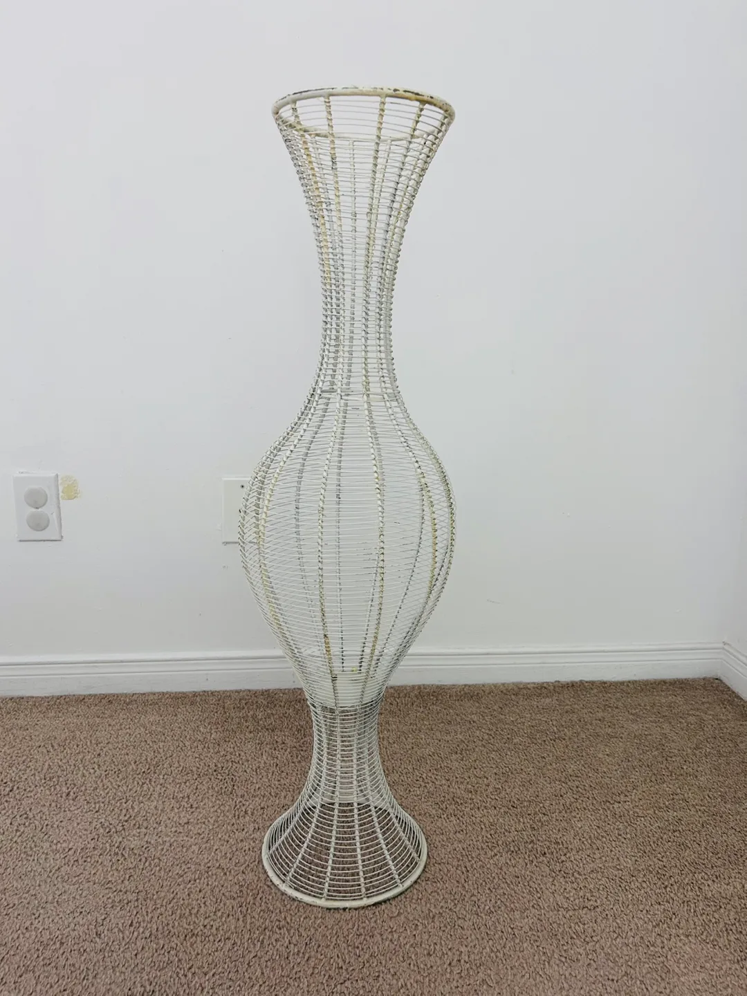 Rustic Style Metal Wire Floor Vase - white thumbnail