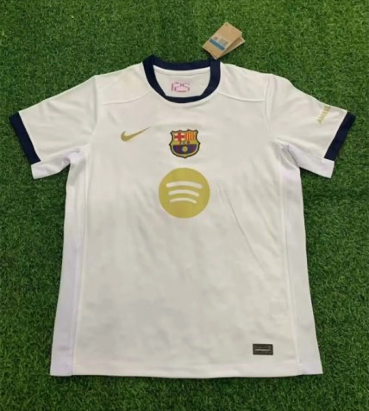 FC Barca 2025/26 White Away Jersey Nike – All Sizes – Brand New thumbnail