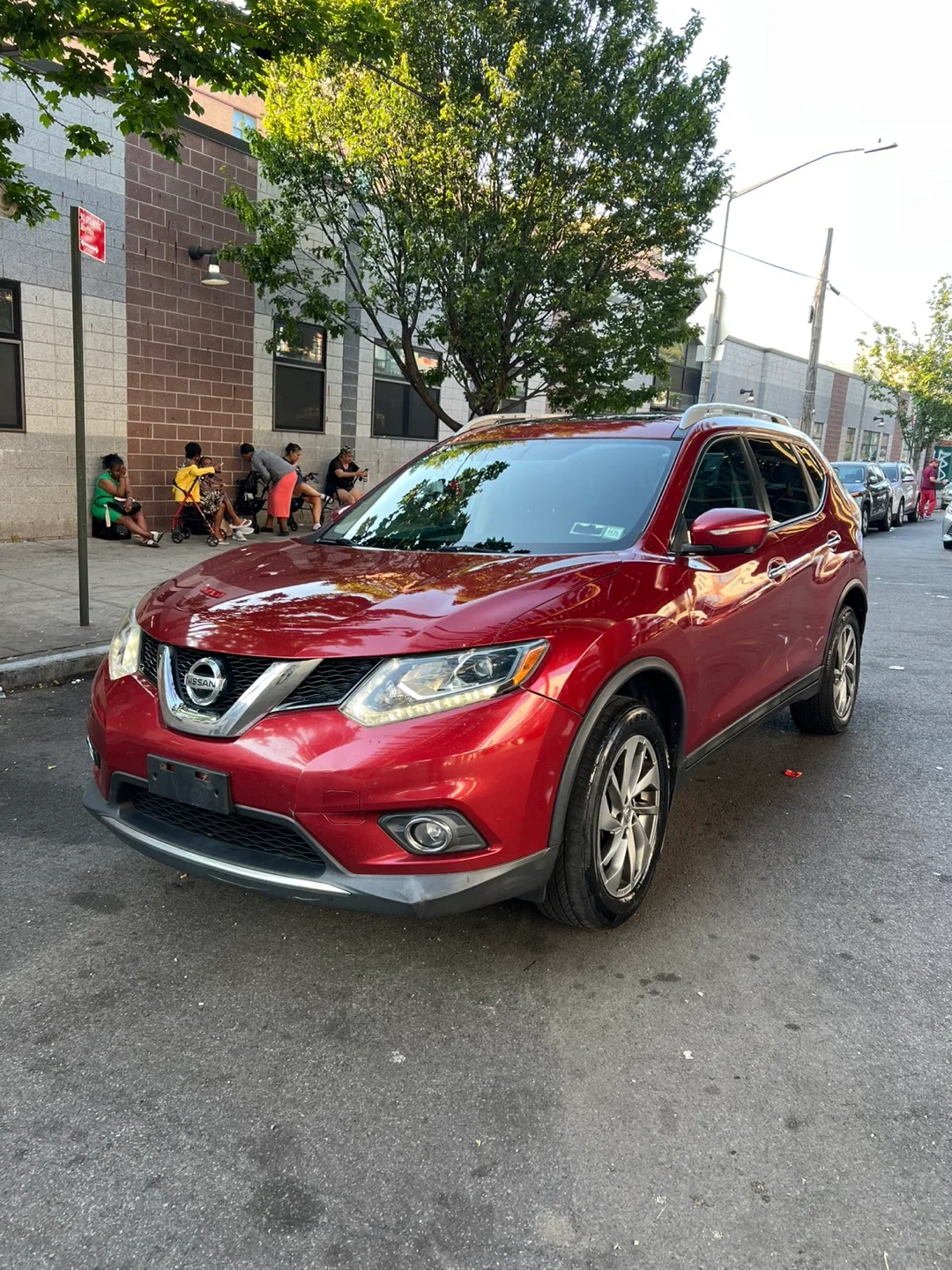 2015 Nissan Rogue SL thumbnail