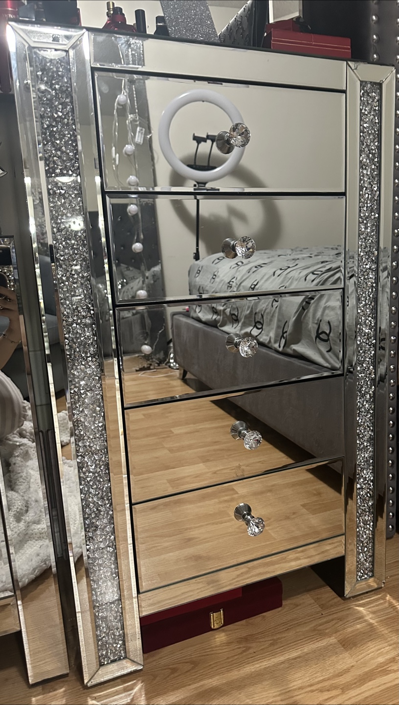 Mirrored 5-Drawer Dresser