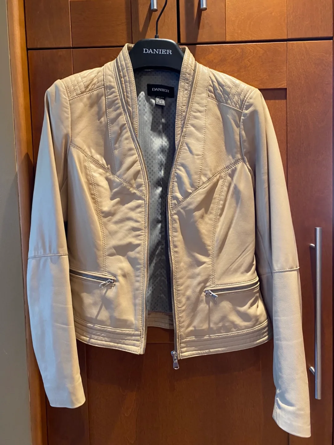 Danier Leather Jacket image indicator(2)