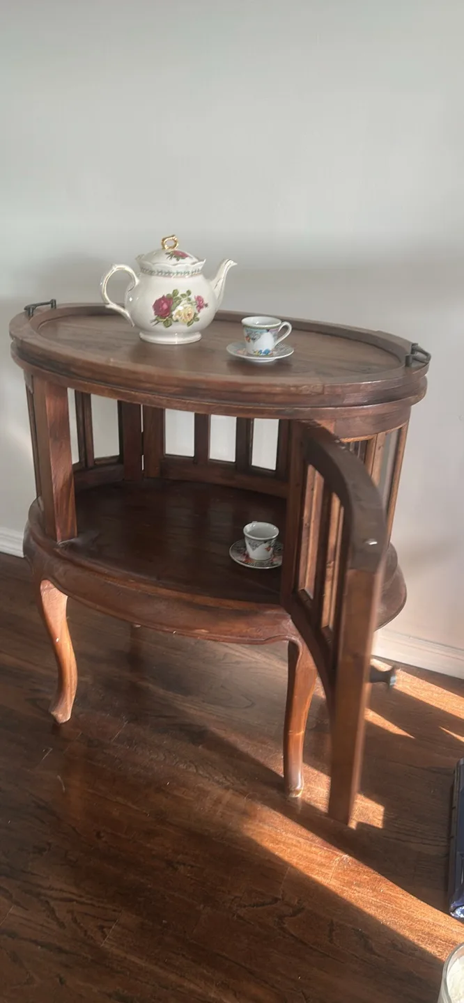 Vintage Wooden Tea Cart image indicator(2)