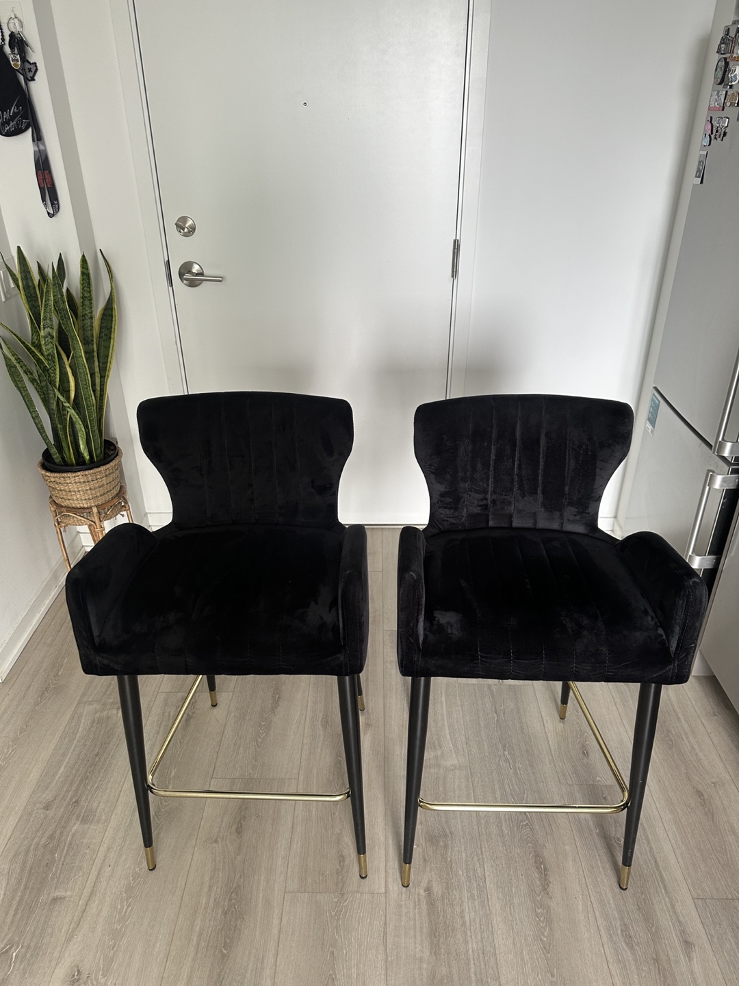 4 Black Velvet Bar Stools, Priced Each. - photo 5