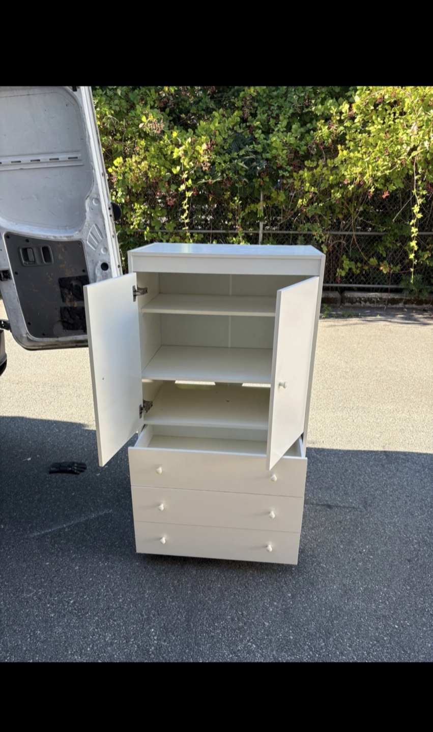 Wardrobe - photo 5