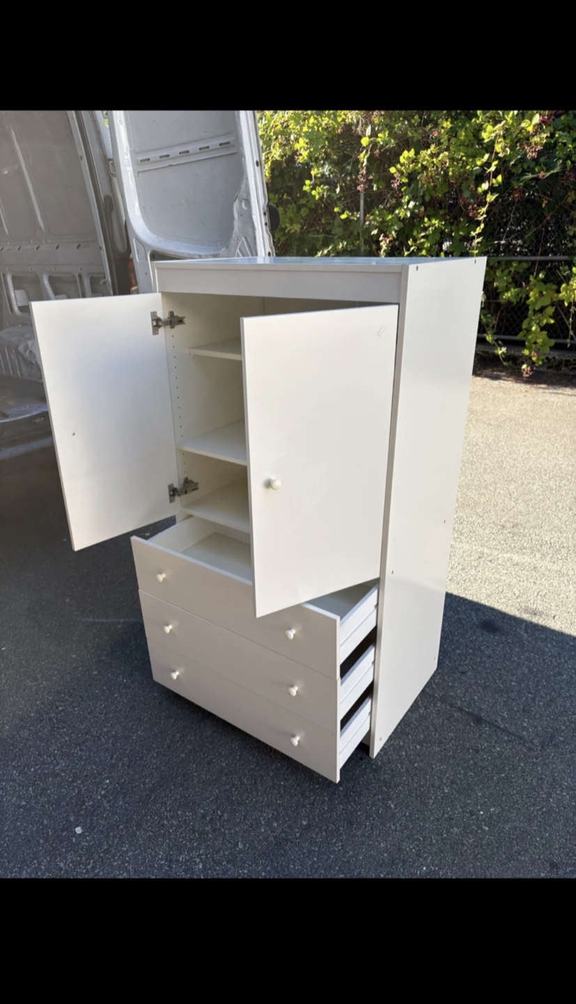 Wardrobe - photo 4