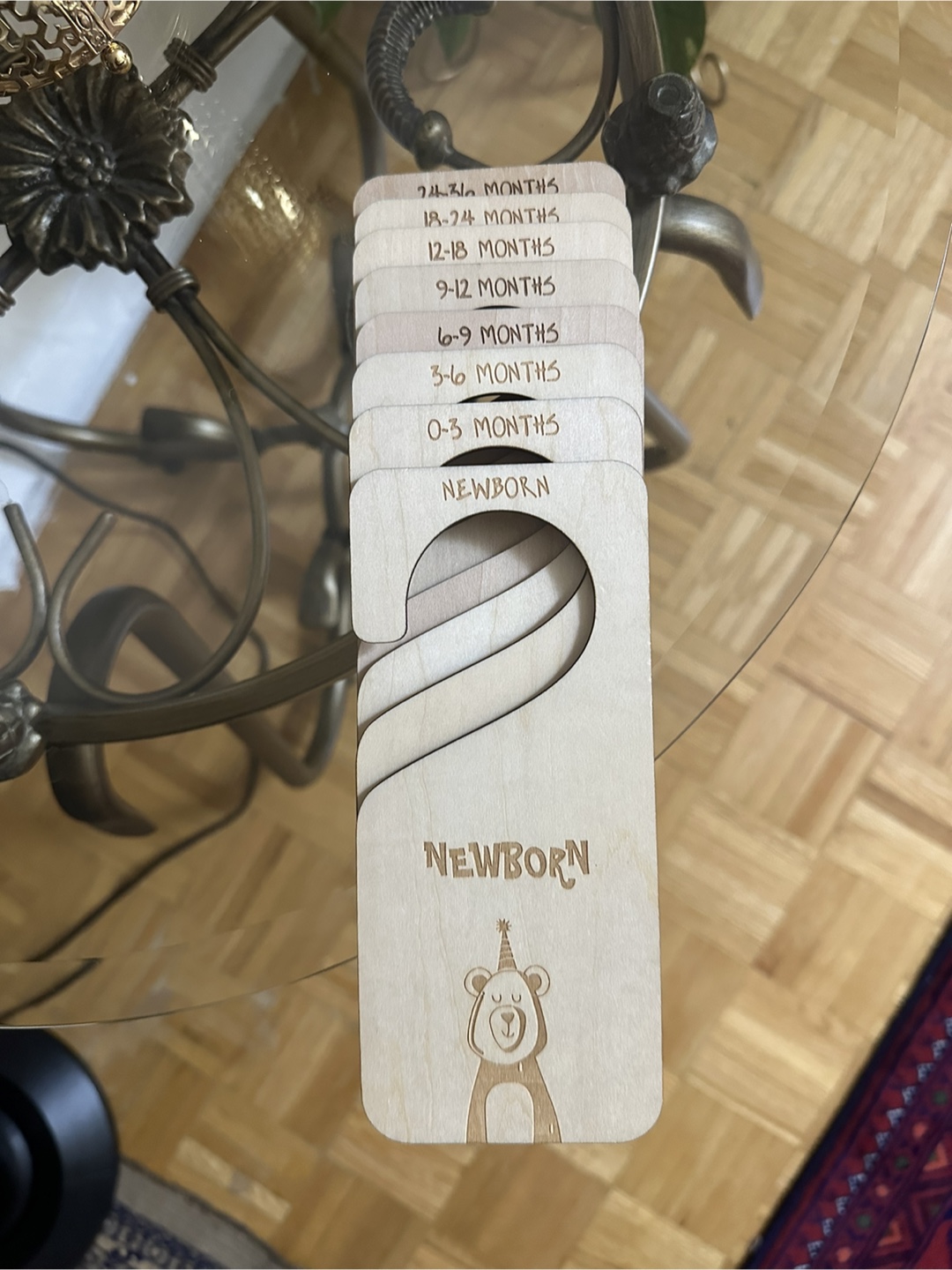 Wooden 8 pcs baby closet dividers.