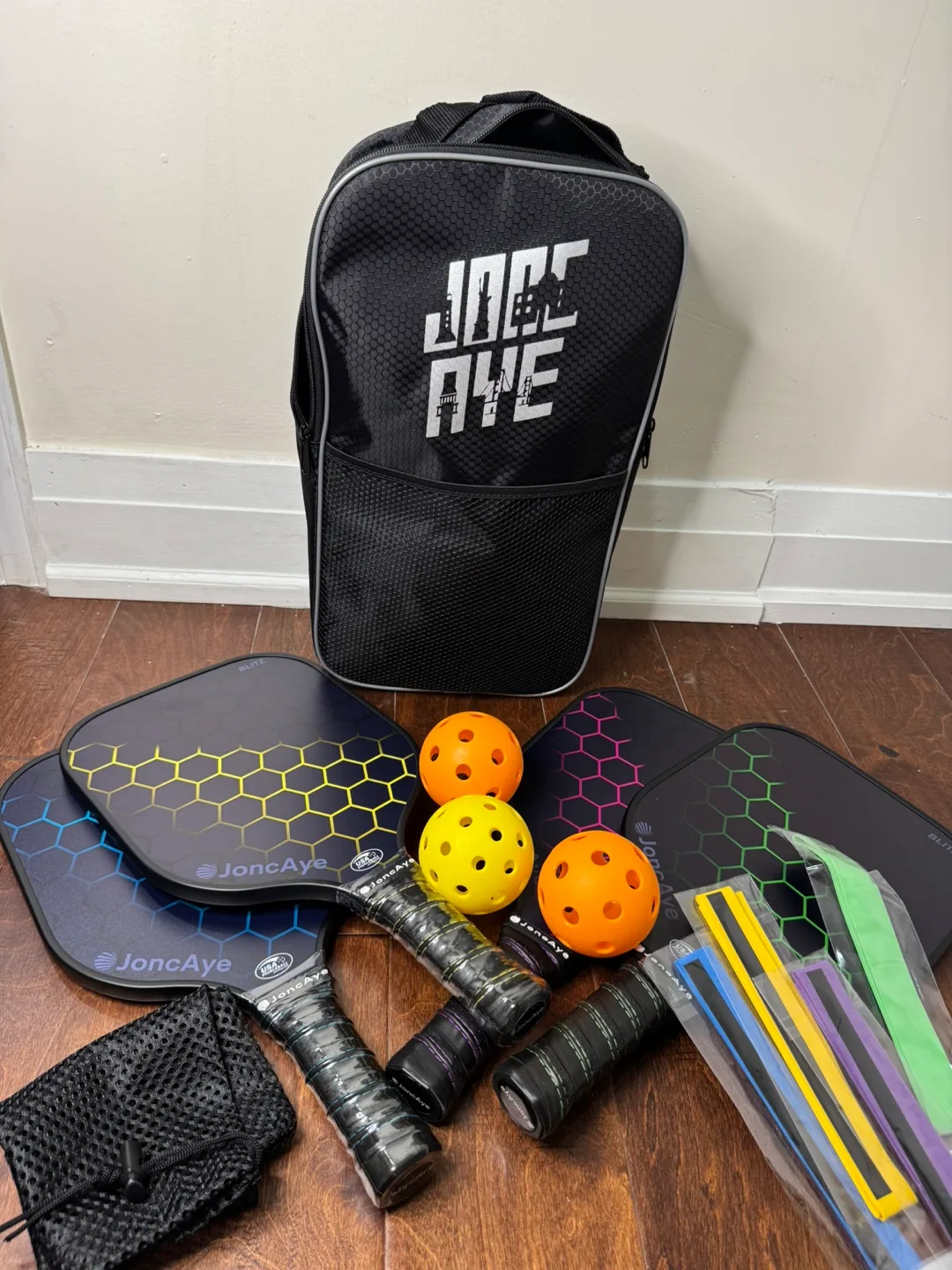 JoncAye Pickleball Set - 4 Paddles, Balls & Bag thumbnail