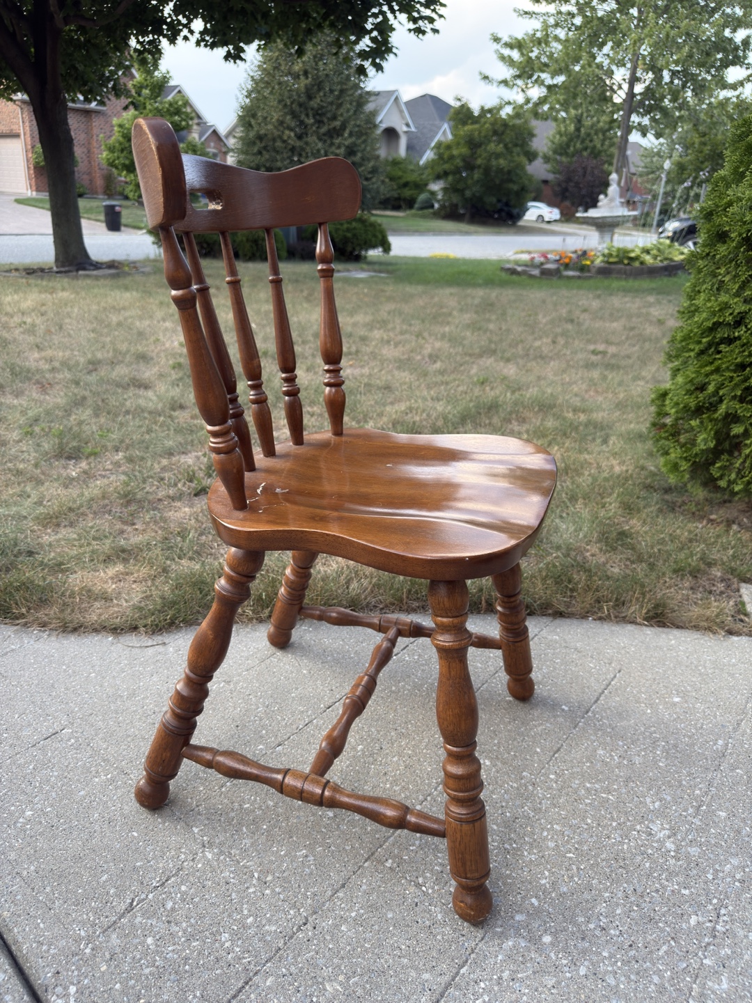 Wooden Spindle Back Chair - Brown - photo 3