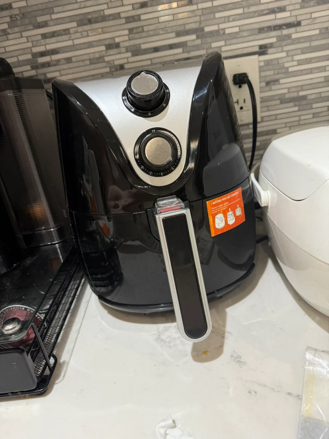 Insignia Air Fryer - Black & Silver thumbnail
