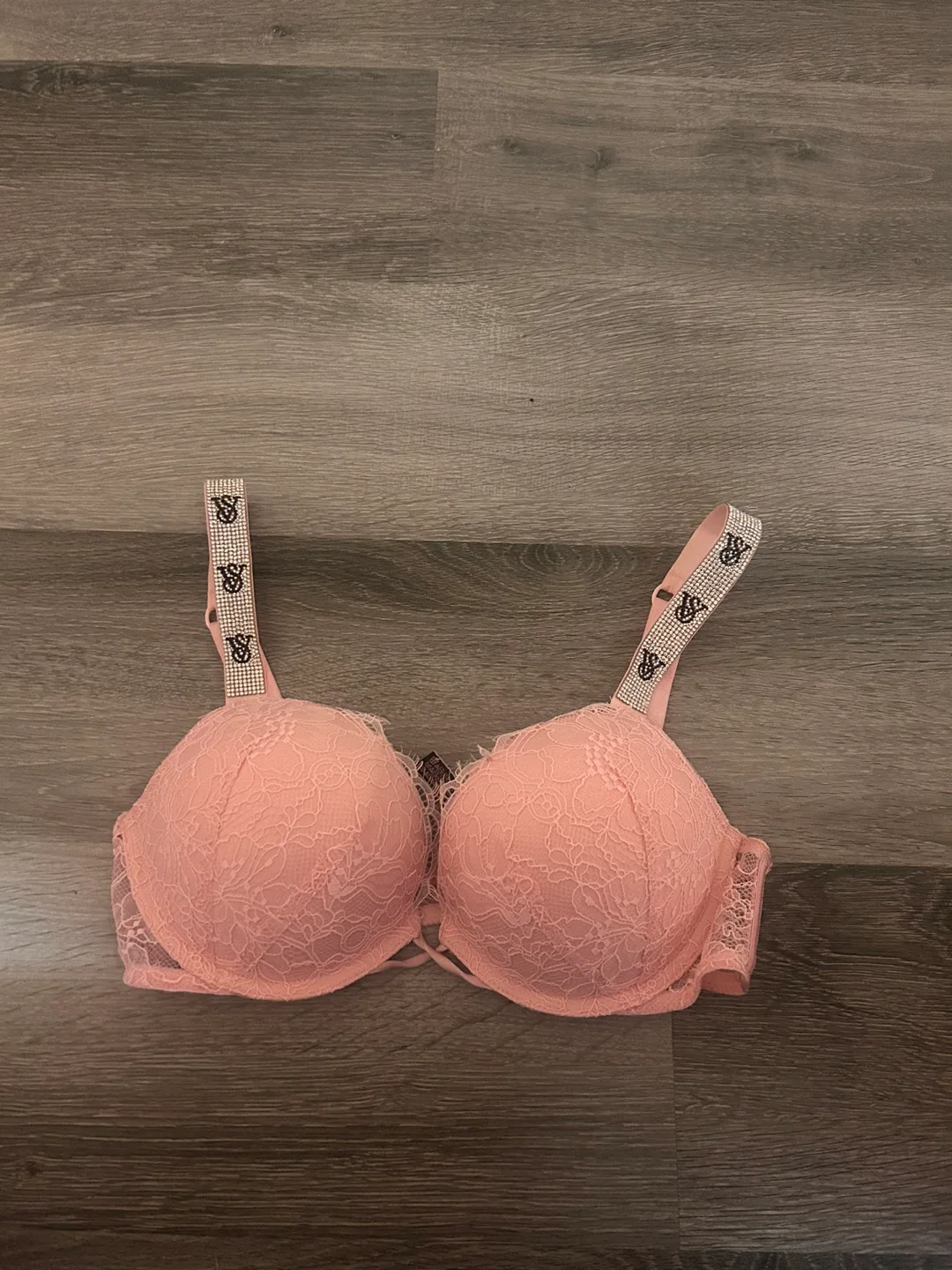 Victoria's Secret Pink Bra thumbnail