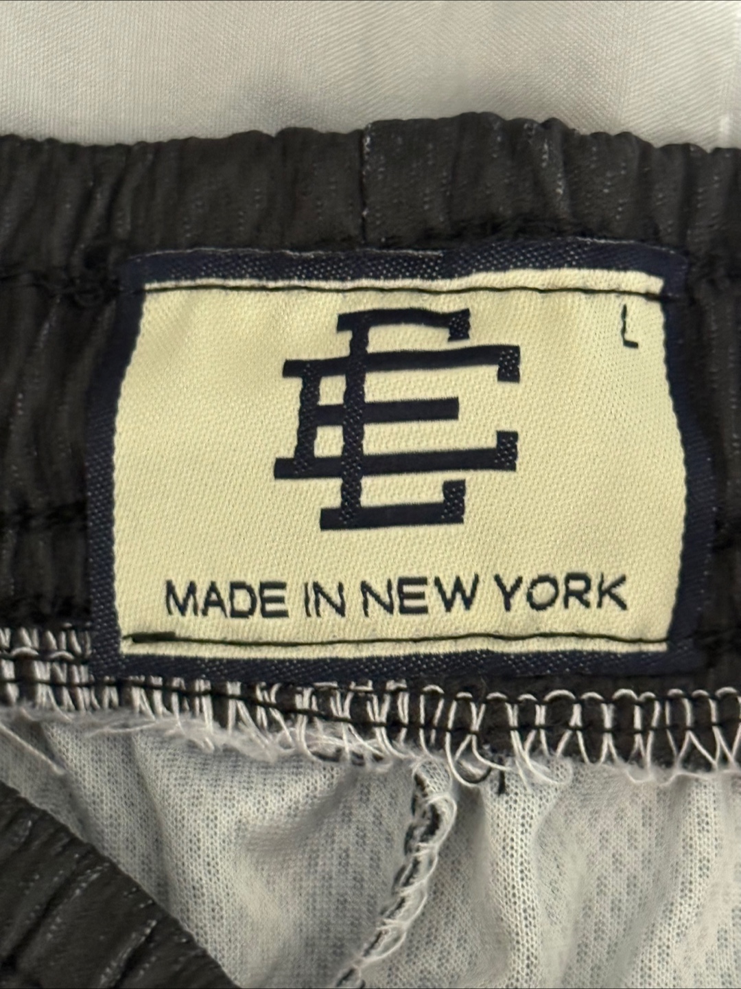 Eric Emanuel EE Basic Short Black Skyline Size L - photo 3