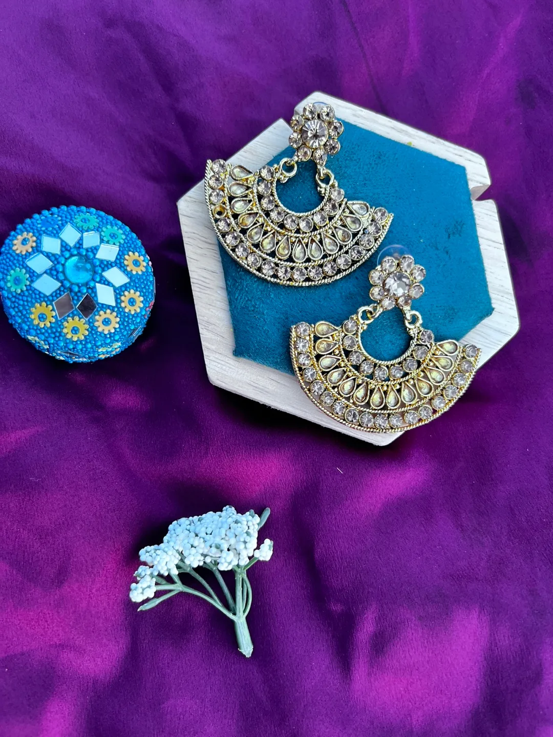 Gold Coloured Fashion Earrings thumbnail