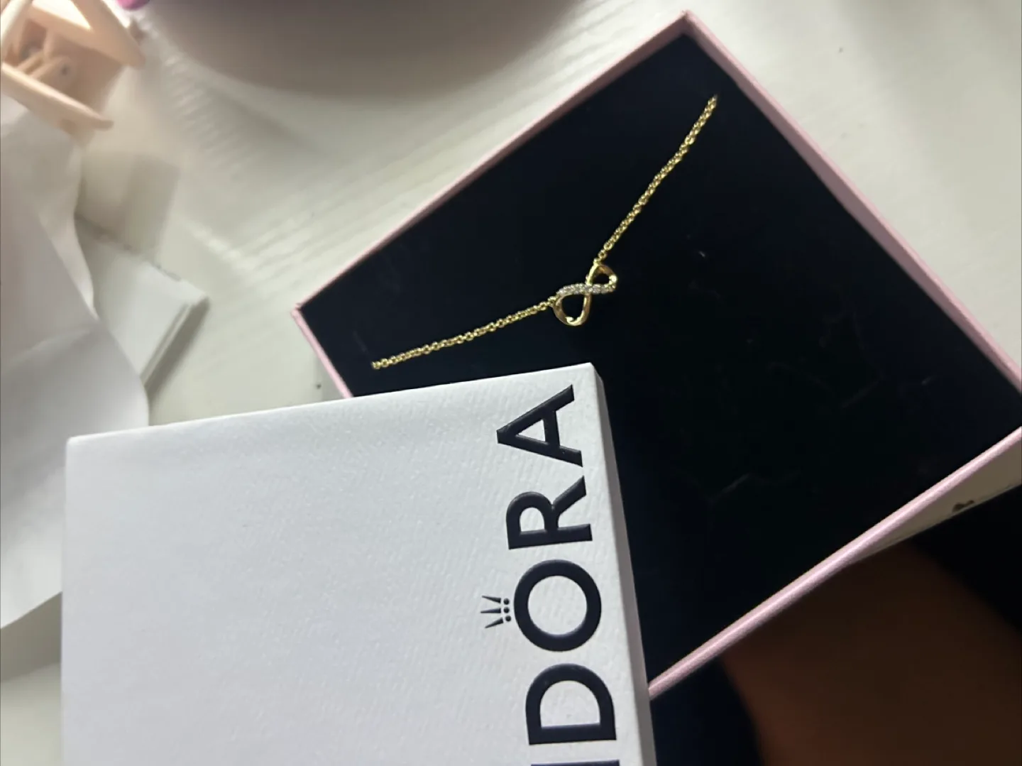 Pandora Infinity Knot Necklace - Gold thumbnail