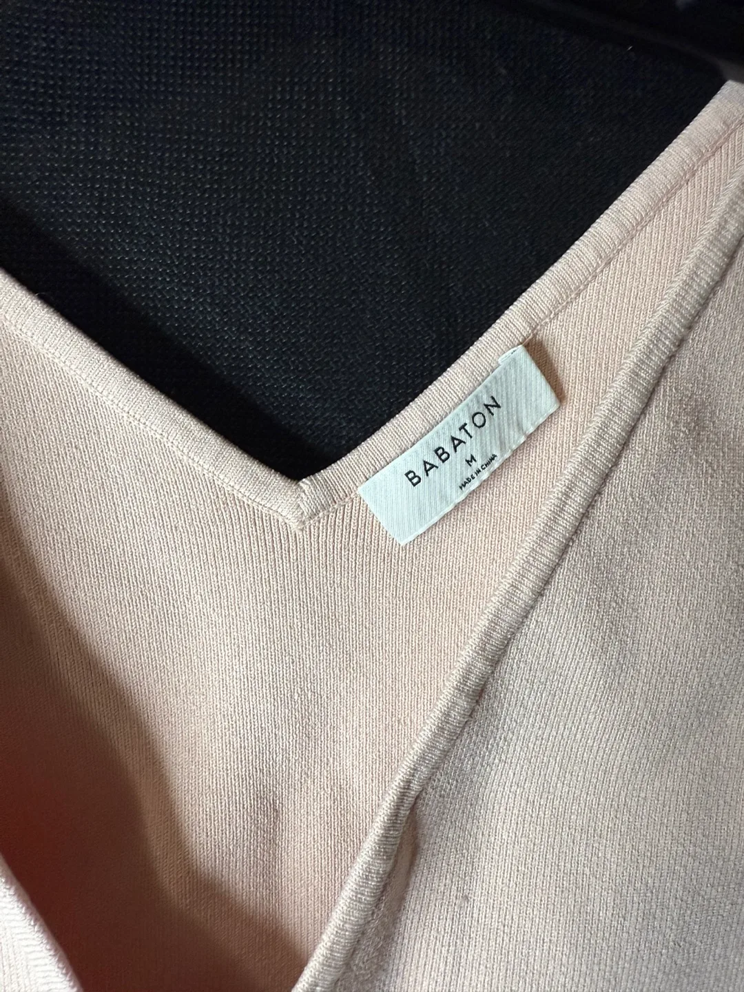 Babaton Sculpt Knit Cross Front Top image indicator(3)